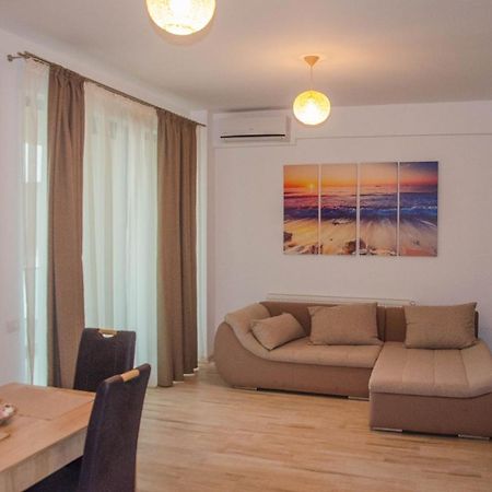 Velvet Residence นาโวดาริ ภายนอก รูปภาพ