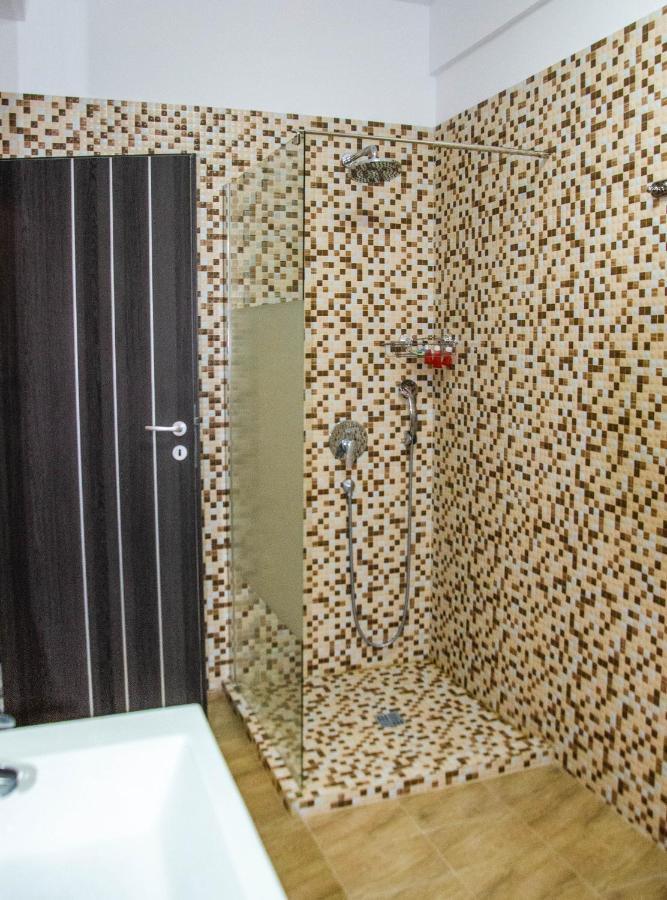 Velvet Residence นาโวดาริ ภายนอก รูปภาพ
