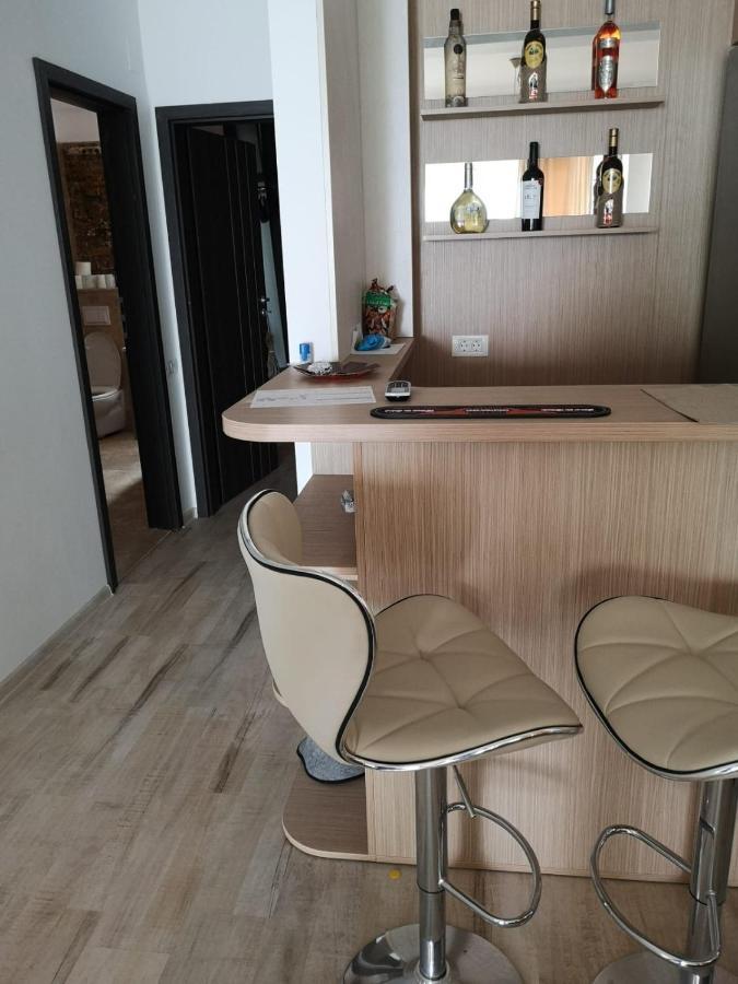 Velvet Residence นาโวดาริ ภายนอก รูปภาพ